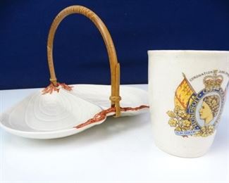 FF Wood Handle Platter Queen Elizabeth II