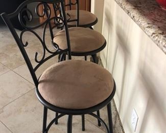 set of 3 bar stools
