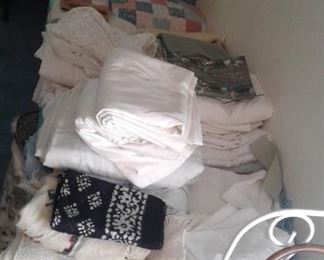 linens table clothes, napkins etc