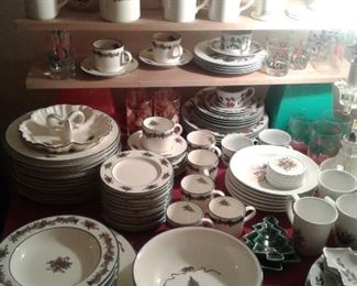Set a holiday table they will remember