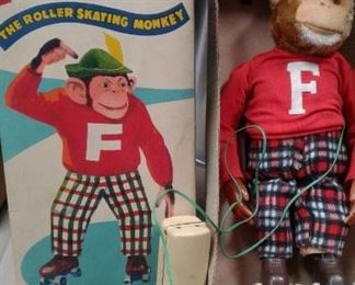 Frankie Roller Skating Monkey-IN THE BOX! no fading-wonderful condition!