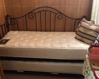 Barely used day bed. Two twin beds!