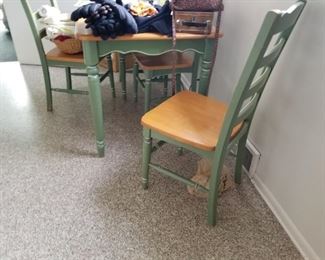 Dining table and 4 chairs