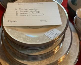 #49 Lenox - Snow Lilly - 24 pieces $75.00