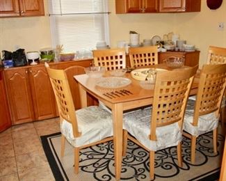 NJ Estate Sale Linden by Estate Sales By Olga