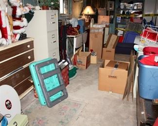 NJ Estate Sale Linden by Estate Sales By Olga