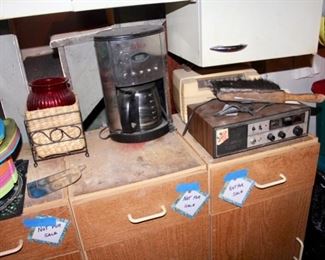 NJ Estate Sale Linden by Estate Sales By Olga