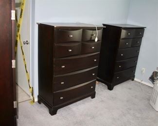 NJ Estate Sale Linden by Estate Sales By Olga