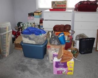 NJ Estate Sale Linden by Estate Sales By Olga