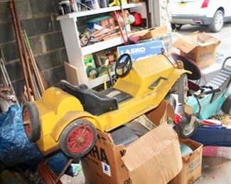 NJ Estate Sale Linden by Estate Sales By Olga