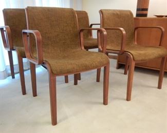SET OF 4 KNOLL ARM CHAIRS