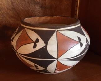 American Indian POTTERY