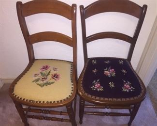 4 ANTIQUE hand-embroidery chairs 
