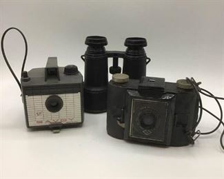 Vintage Cameras and Binoculars https://ctbids.com/#!/description/share/157178
