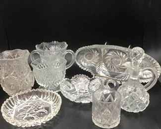 Eight Pieces of Cut and Pressed Glass     https://ctbids.com/#!/description/share/157188