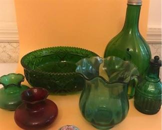 Sangria Bottle, Pressed Glass Bowl & Friends https://ctbids.com/#!/description/share/157189