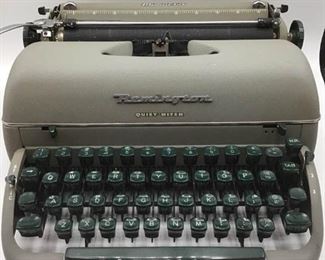 Remington Quiet-Riter Typewriter https://ctbids.com/#!/description/share/157219