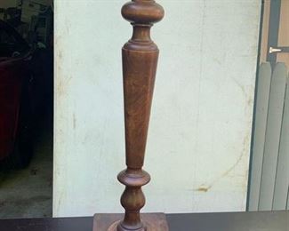 Victoian burl wood pedestal-great condition
