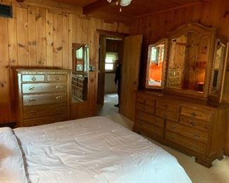 Bedroom Dresser & Chest of Drawers