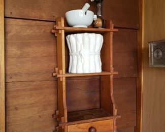 Wall shelf