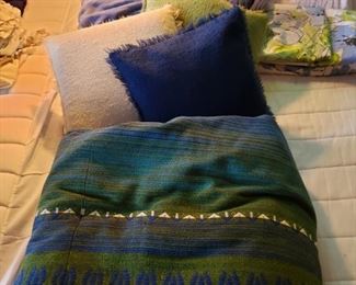 Bedspread, pillows
