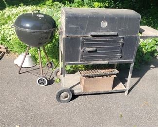 Grill, smoker