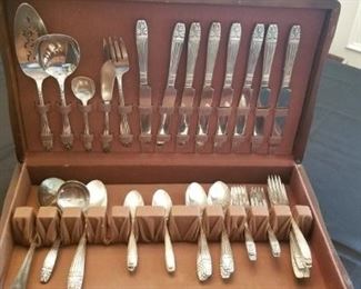 Silver Plate Flatware https://ctbids.com/#!/description/share/156334