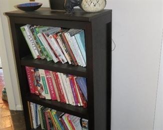 NICE FREE-STANDING BOOKCASE