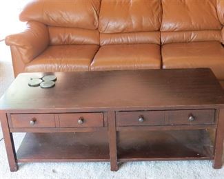 ARTS & CRAFTS COFFEE TABLE W/DRAWERS TO STORE YOUR REMOTES