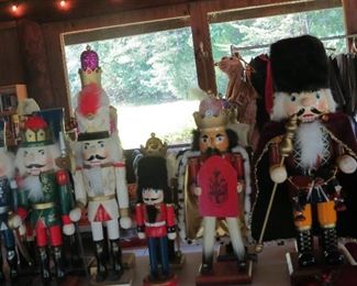 LOTS OF HOLIDAY NUT CRACKERS.