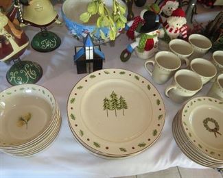 STAR BRITE CHRISTMAS CHINA FOR 6+