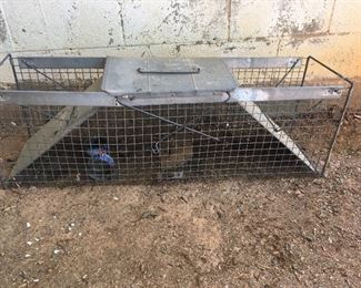 SMALL ANIMAL TRAP