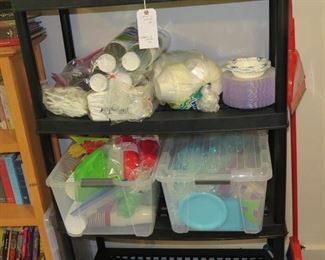 PICNIC AND PARTY SUPPLIES.