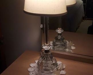 set of 2 vintage lamps.