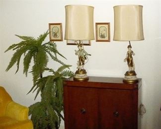 pair  of figure lamps / faux palm / cabinet 