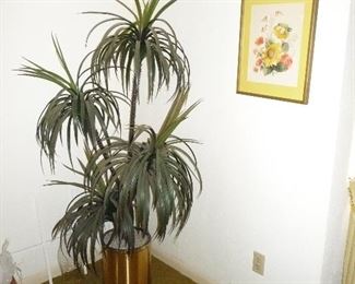  large faux plant