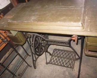 Treadle Sewing Machine 