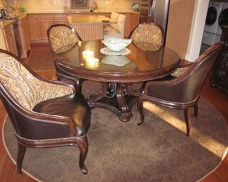 Raymour & Flanigan Kitchen/Dining Suite With Leather Seating