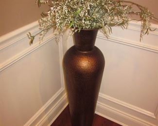 Tons & Tons Of Home Decor 