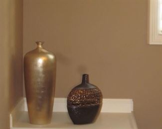 Tons & Tons Of Home Decor 
