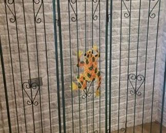Outdoor trellis/screen