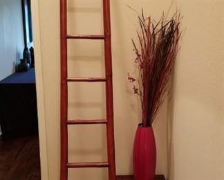 bamboo decorative ladder (red)