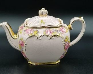 Vintage Sadler cube teapot, made in England