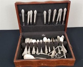 silver plate flatware set