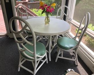 Small white table and 4 chairs