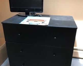 Small black chest of drawers