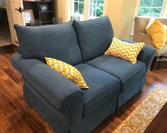 Love seat