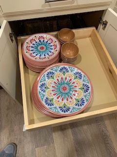 Melamine dinnerware