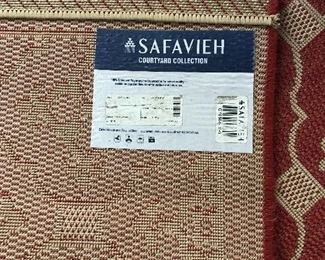 Area rug (6-7 x 9-6)