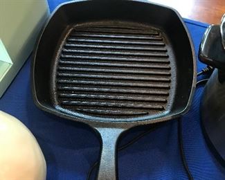 Lodge skillet